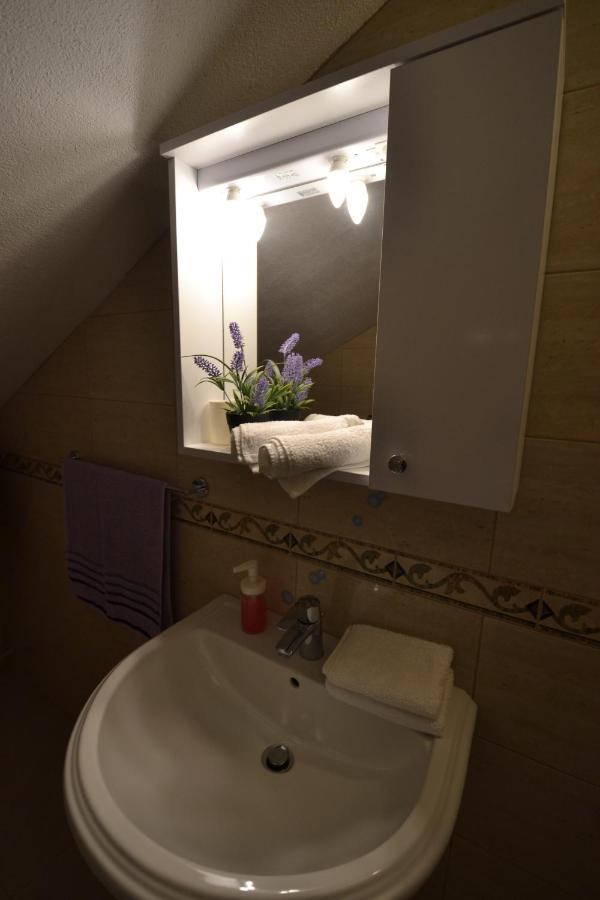 Apartmani Antonia Nakic -Stobrec Spalato Esterno foto