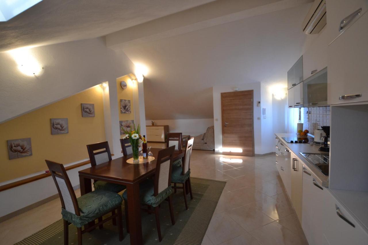 Apartmani Antonia Nakic -Stobrec Spalato Esterno foto
