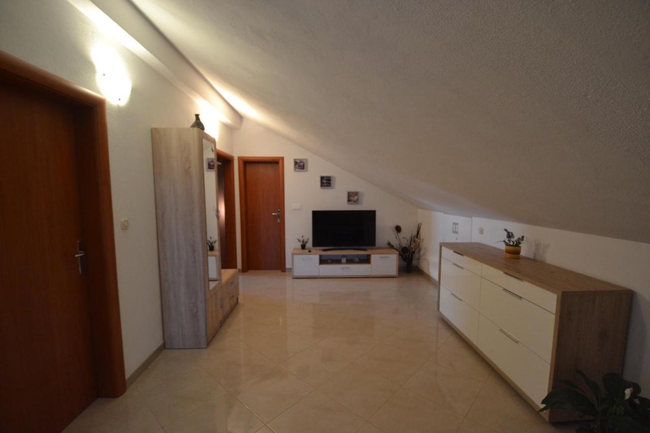 Apartmani Antonia Nakic -Stobrec Spalato Esterno foto